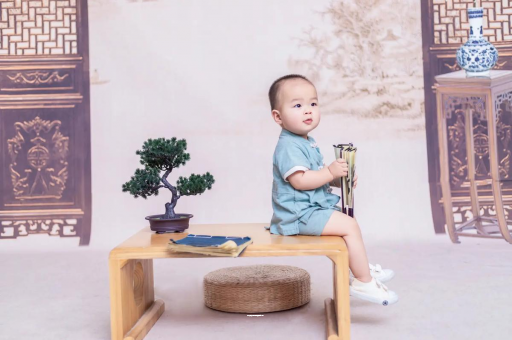昌吉孕妇肚子上的黑线